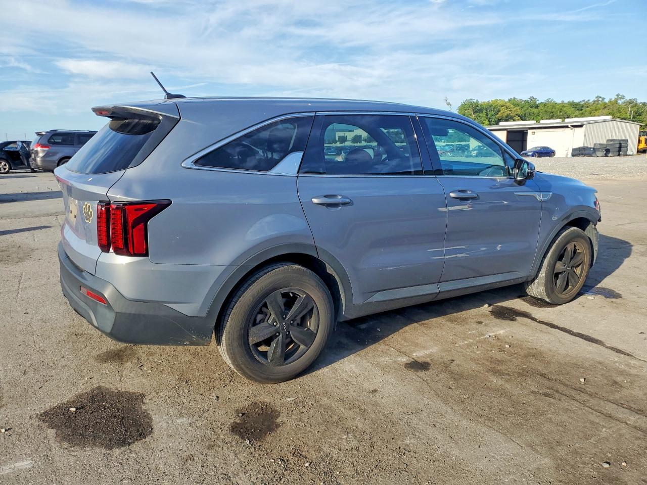 2023 KIA SORENTO LX — снимка 3