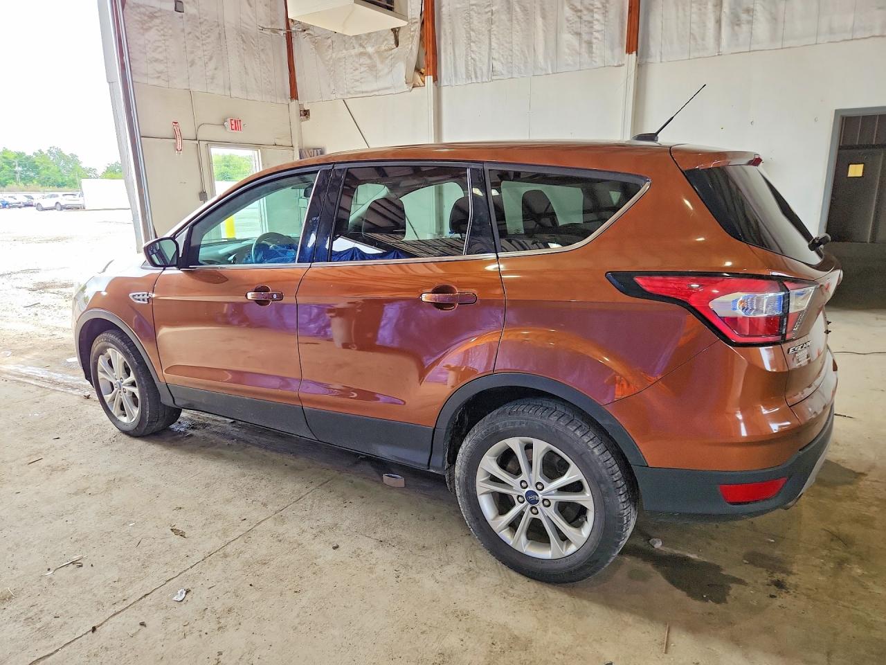 2017 FORD ESCAPE SE — снимка 2