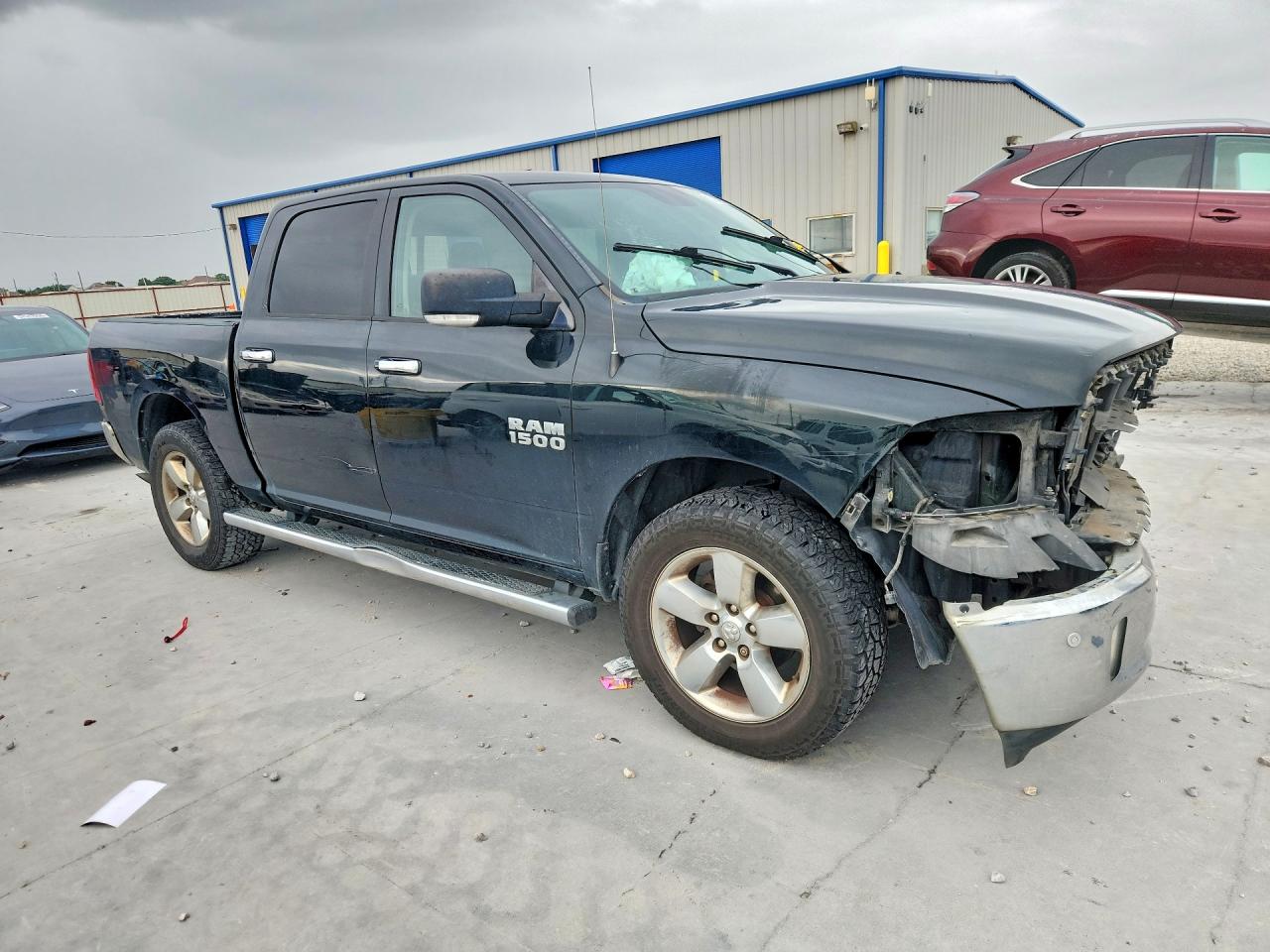 2017 RAM 1500 SLT — снимка 4