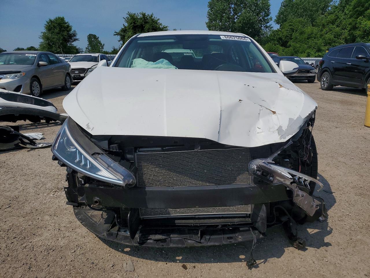 2019 HYUNDAI ELANTRA SE — снимка 5