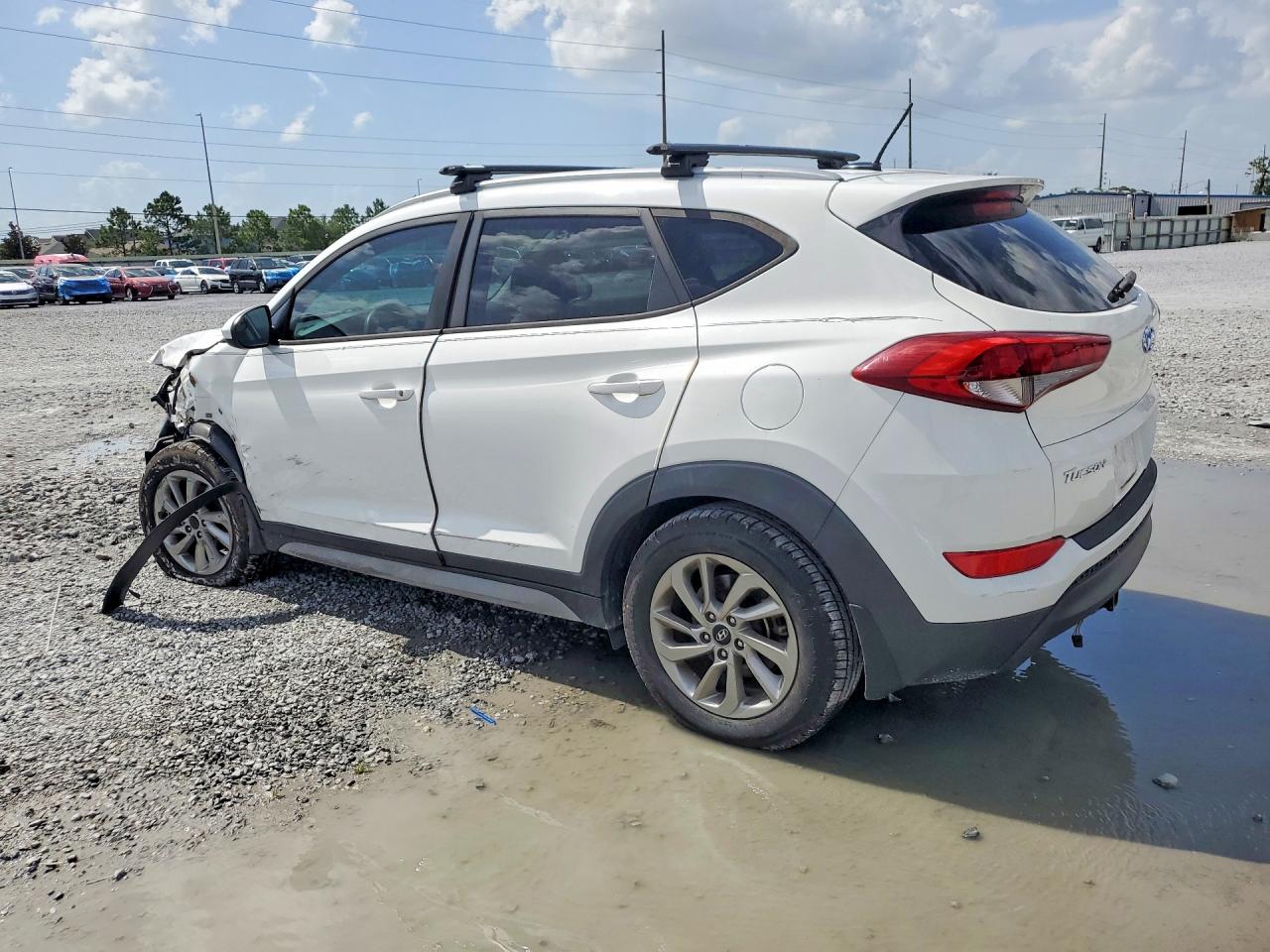 2017 HYUNDAI TUCSON SE — снимка 2