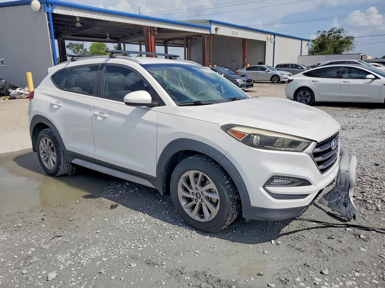 2017 HYUNDAI TUCSON SE — снимка 4