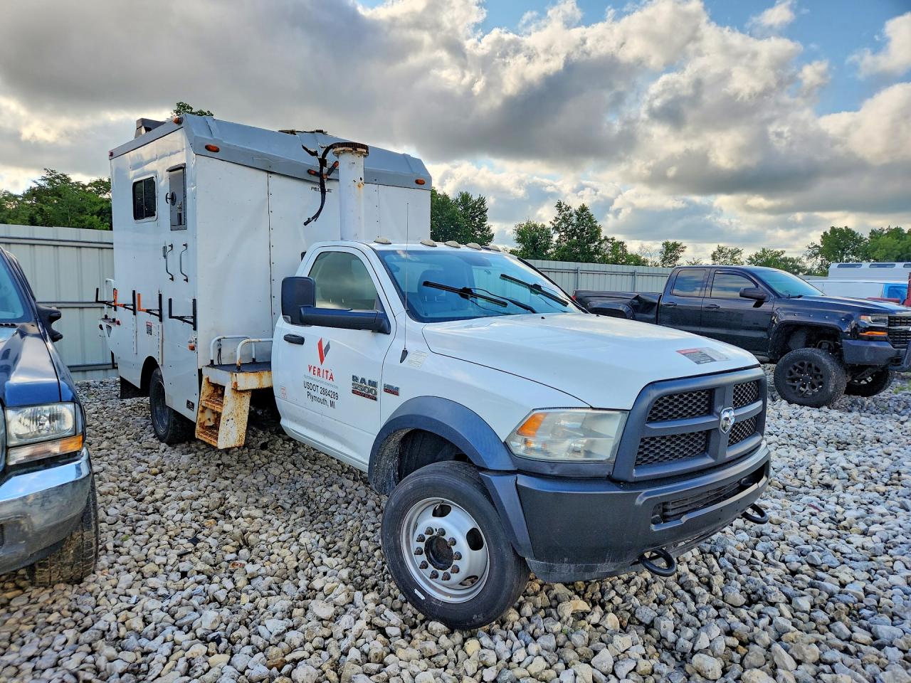 2015 RAM 5500 — снимка 4