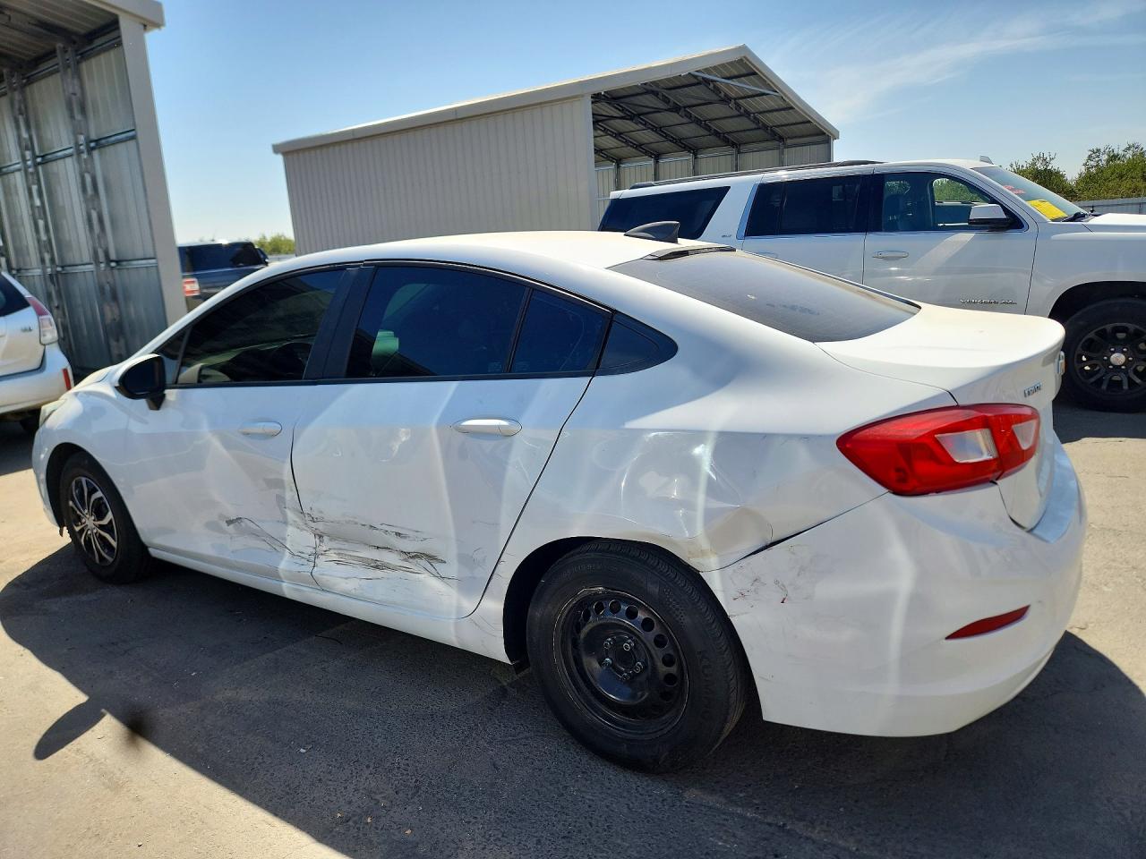 2017 CHEVROLET CRUZE LS — снимка 2