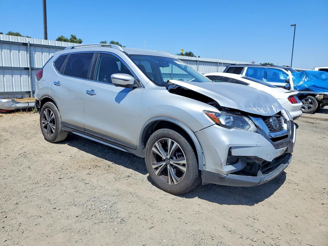 2020 NISSAN ROGUE SV — снимка 4