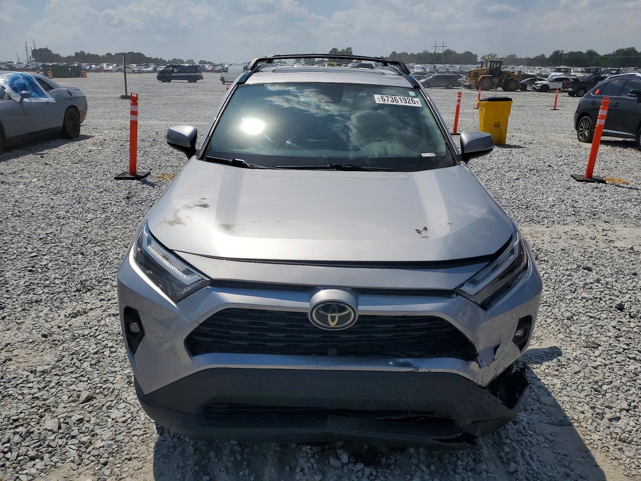 2022 TOYOTA RAV4 XLE PREMIUM — снимка 5