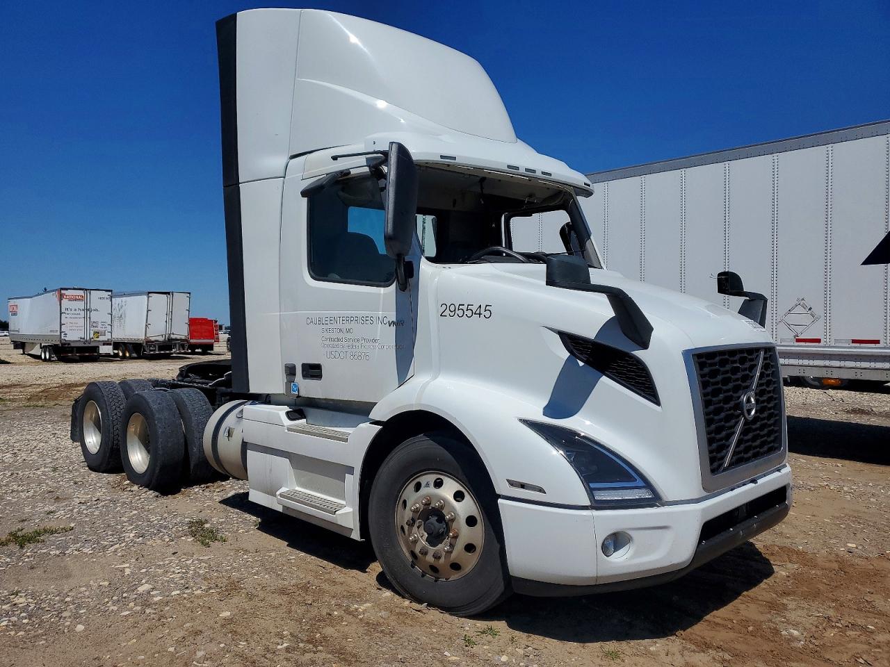 2024 VOLVO VNR UNKNOWN