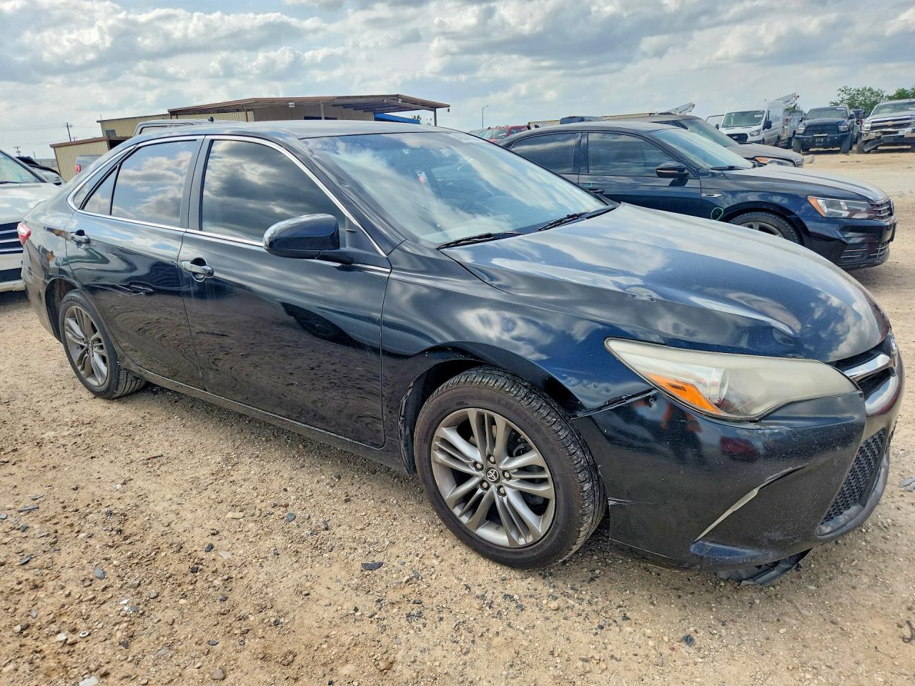 2017 TOYOTA CAMRY SE — снимка 4