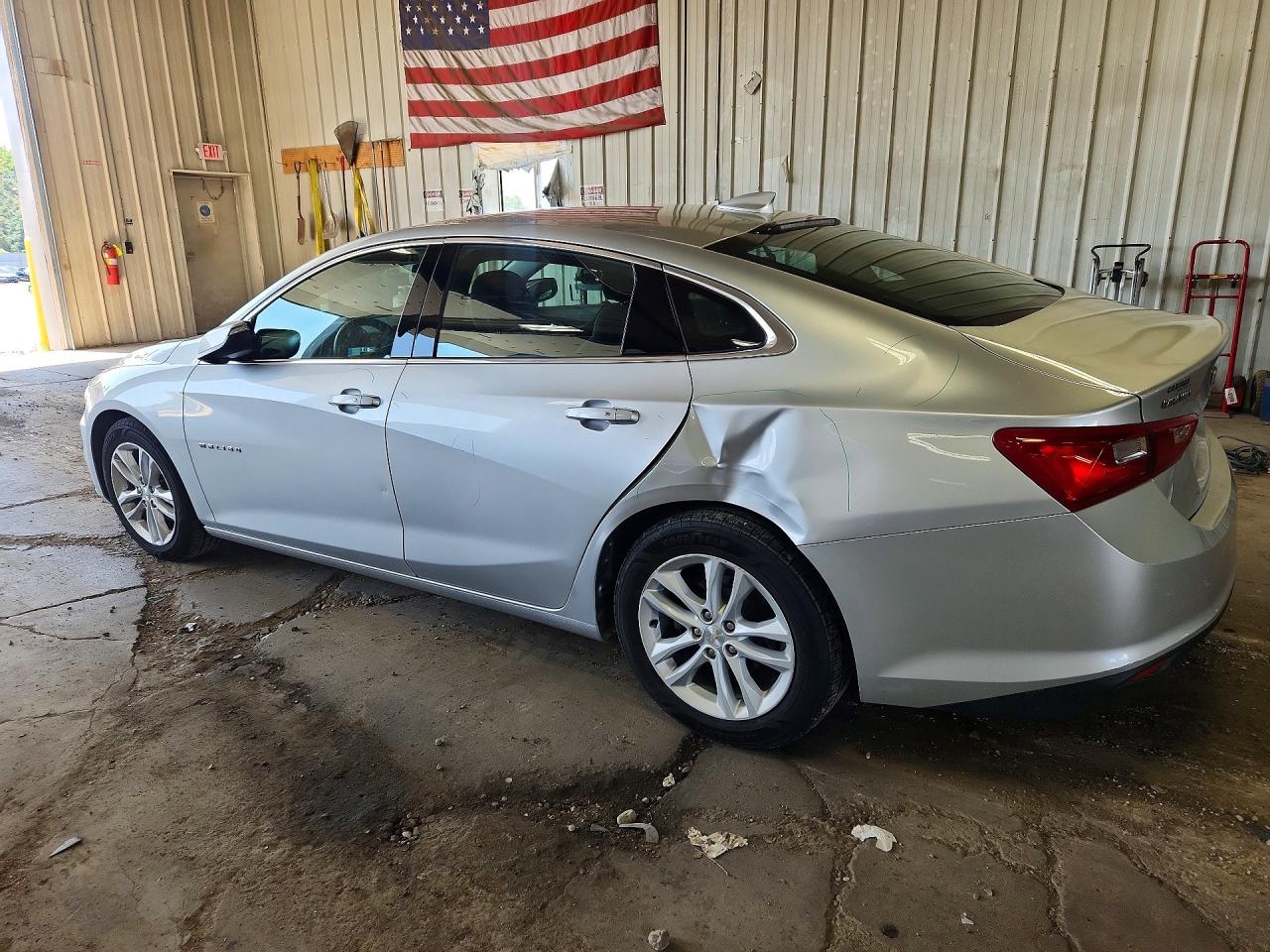 2017 CHEVROLET MALIBU LT — снимка 2