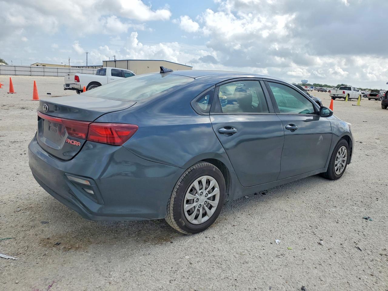 2019 KIA FORTE FE — снимка 3