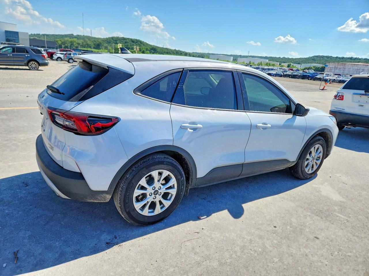 2025 FORD ESCAPE ACTIVE — снимка 3