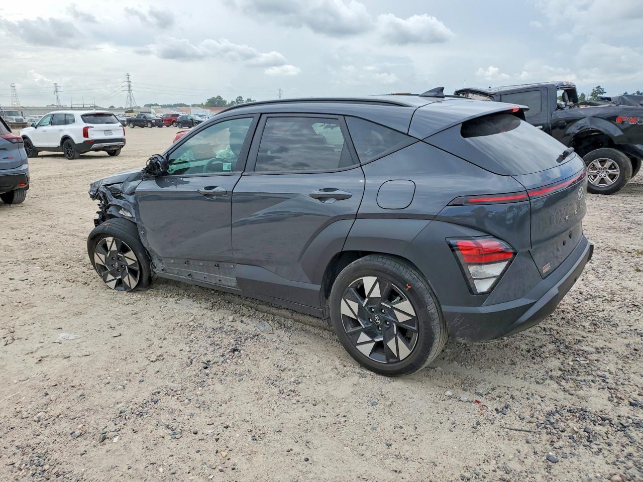2024 HYUNDAI KONA SEL — снимка 2