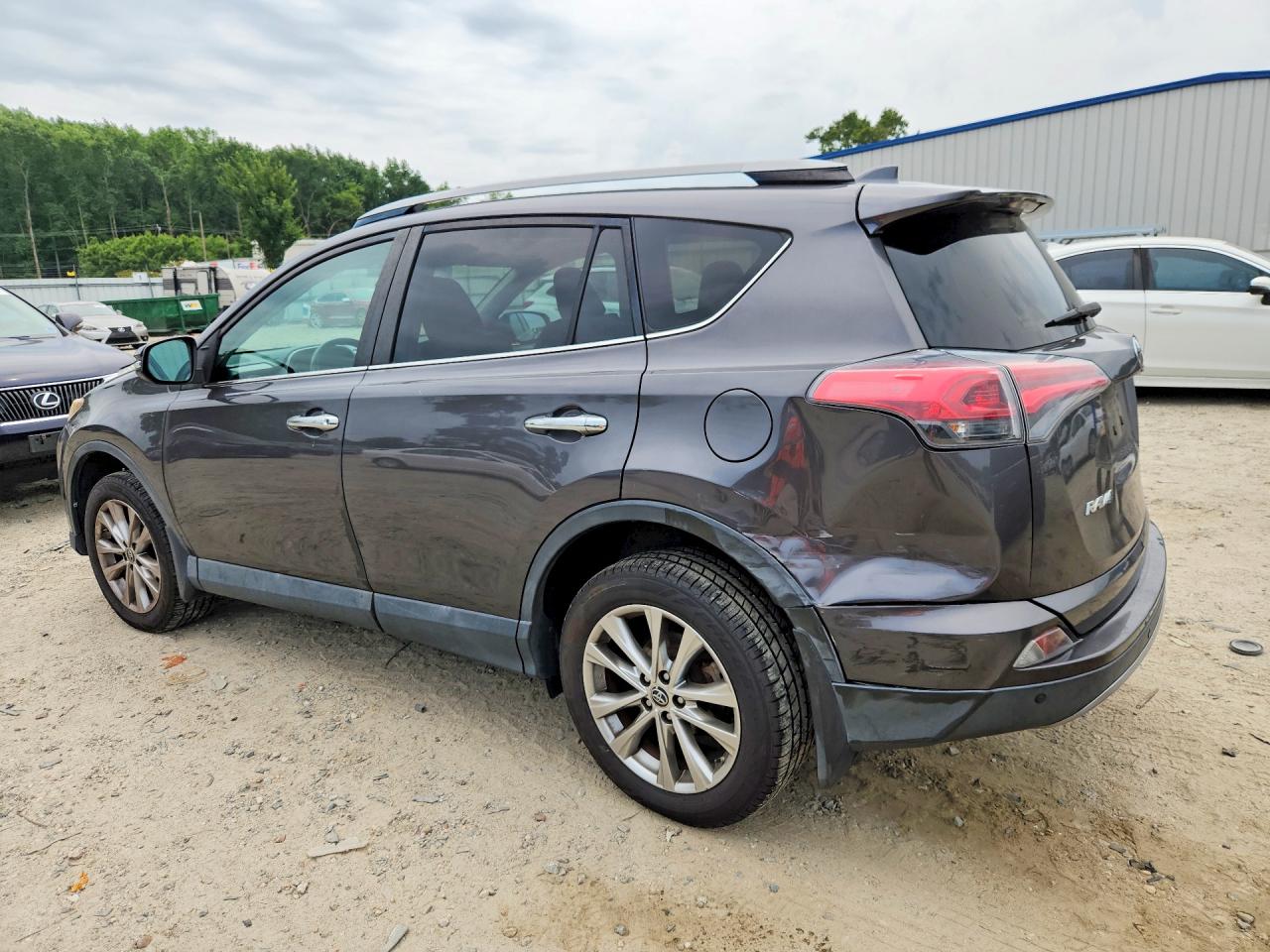 2017 TOYOTA RAV4 LIMITED — снимка 2