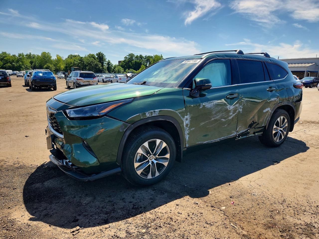 2025 TOYOTA HIGHLANDER XLE