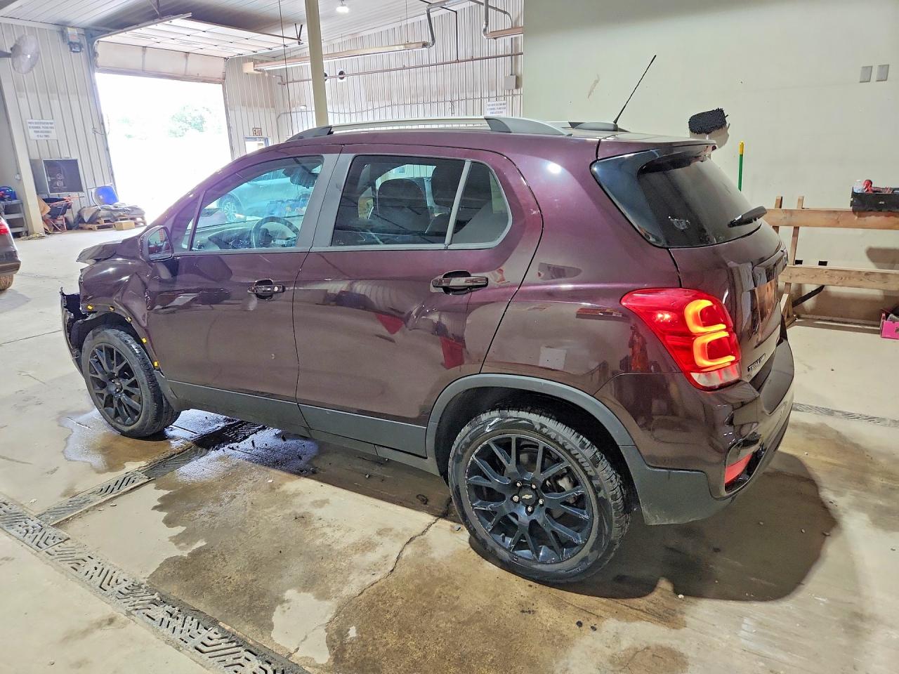 2022 CHEVROLET TRAX 1LT — снимка 2