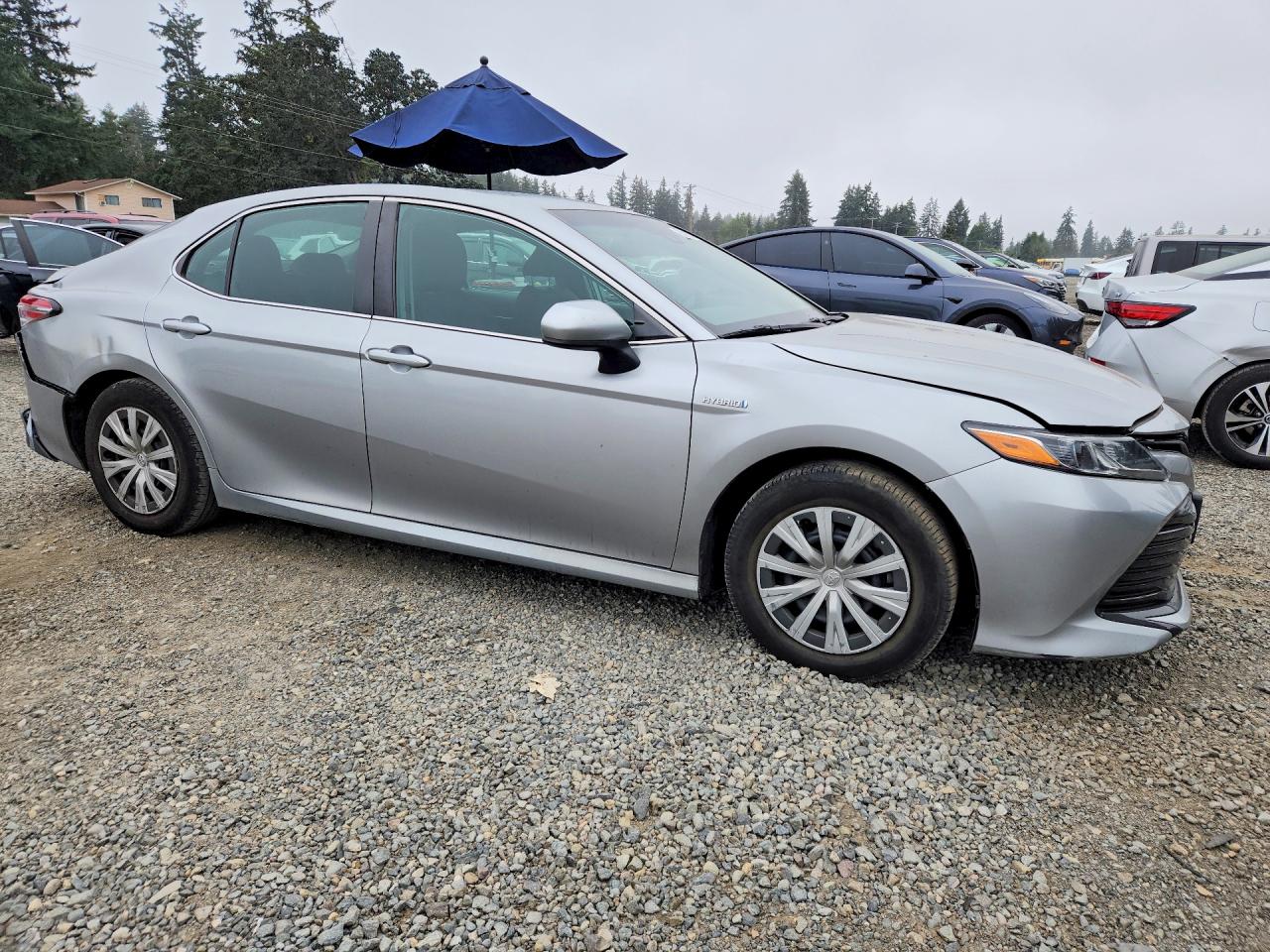 2019 TOYOTA CAMRY LE — снимка 4