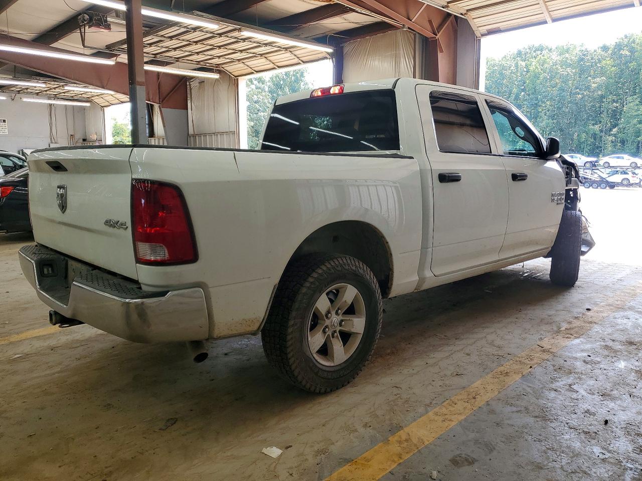 2023 RAM 1500 CLASSIC TRADESMAN — снимка 3