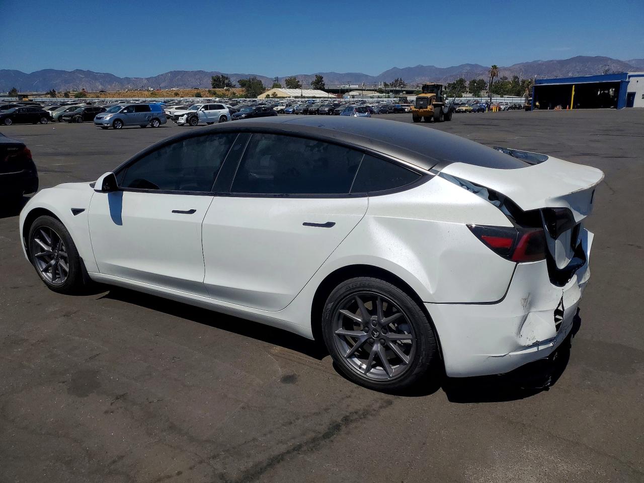 2023 TESLA MODEL 3 — снимка 2