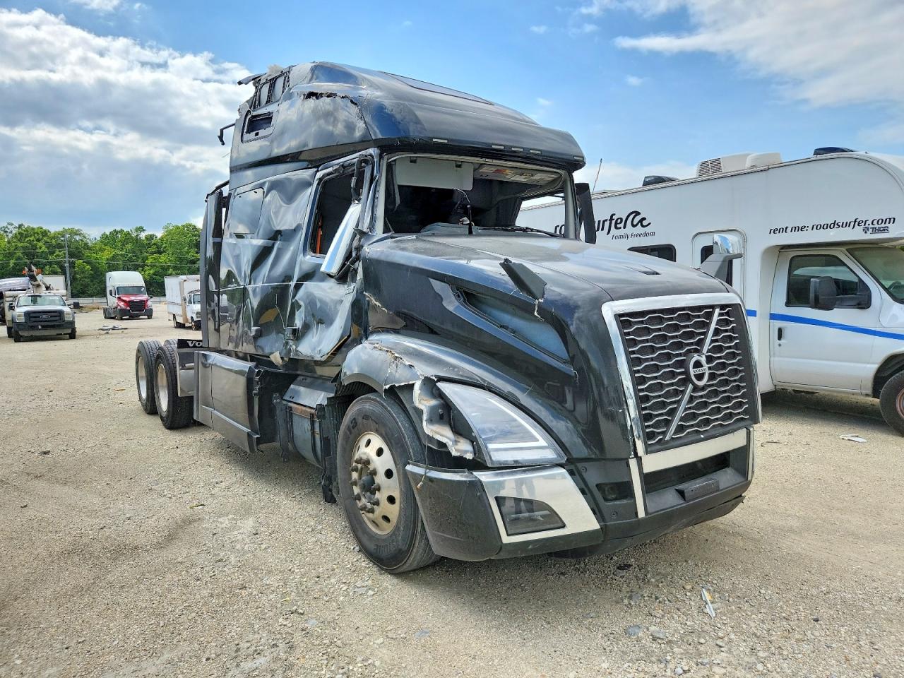 2024 VOLVO VN VNL
