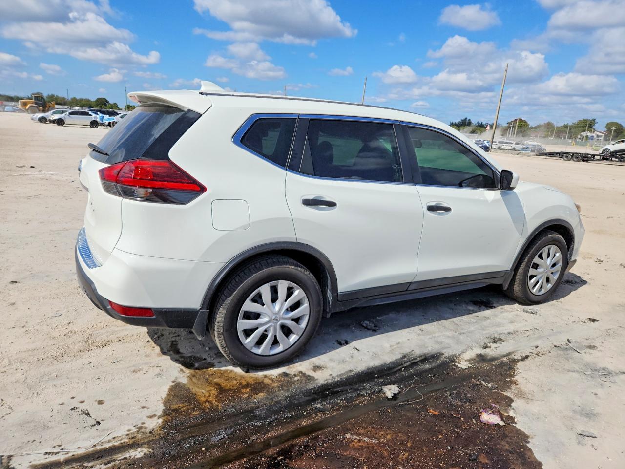 2017 NISSAN ROGUE S — снимка 3