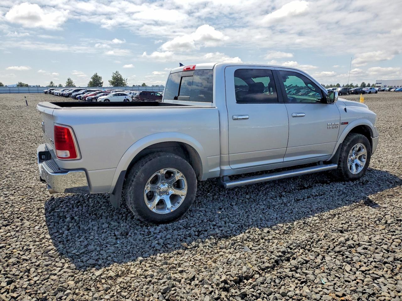 2016 RAM 1500 LARAMIE — снимка 3