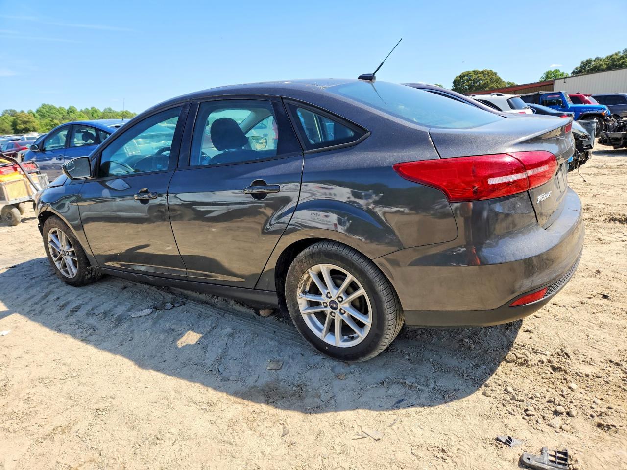 2017 FORD FOCUS SE — снимка 2