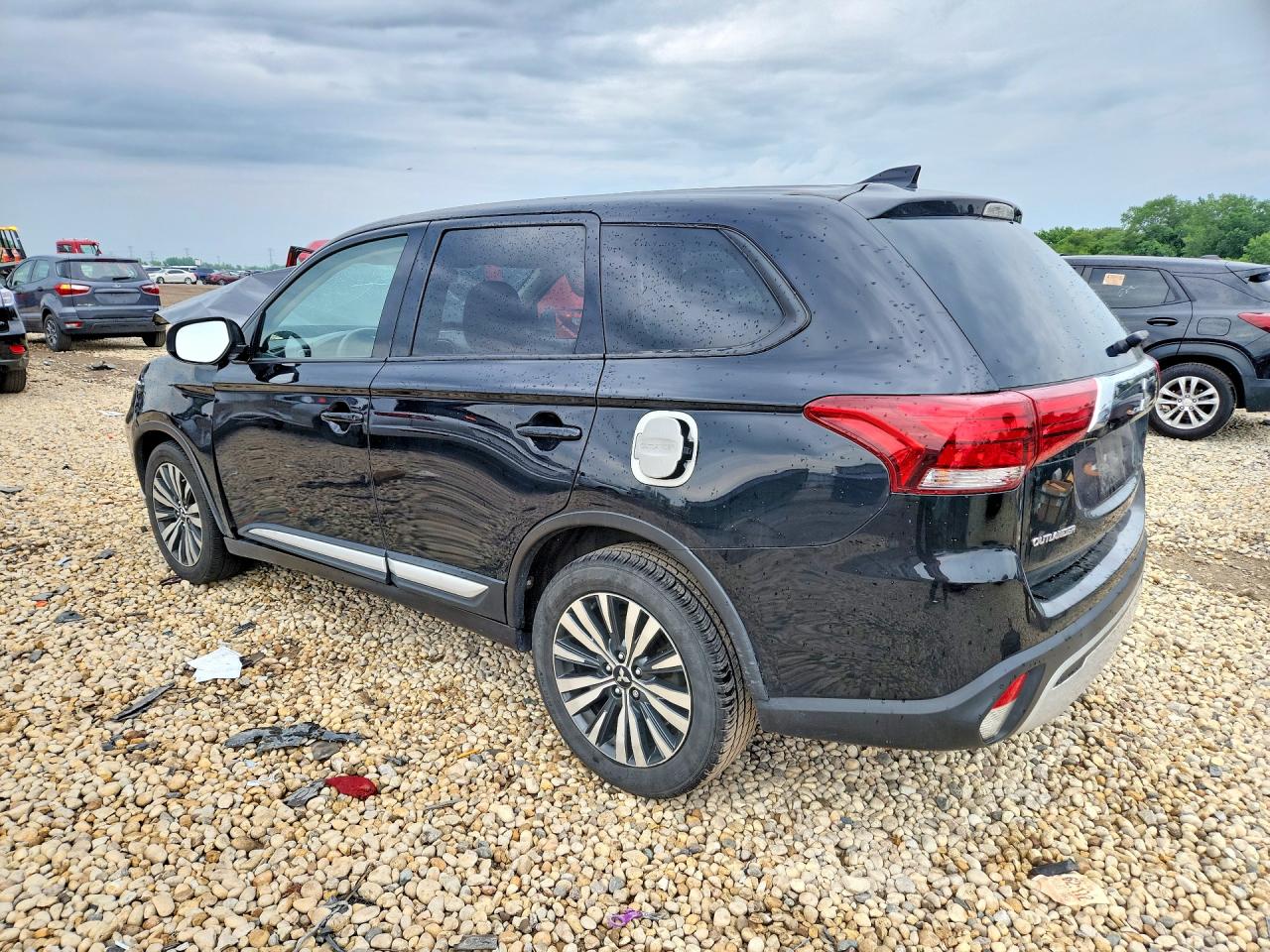2020 MITSUBISHI OUTLANDER ES — снимка 2