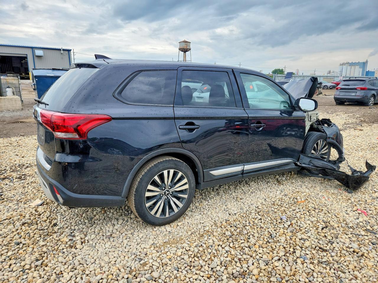 2020 MITSUBISHI OUTLANDER ES — снимка 3