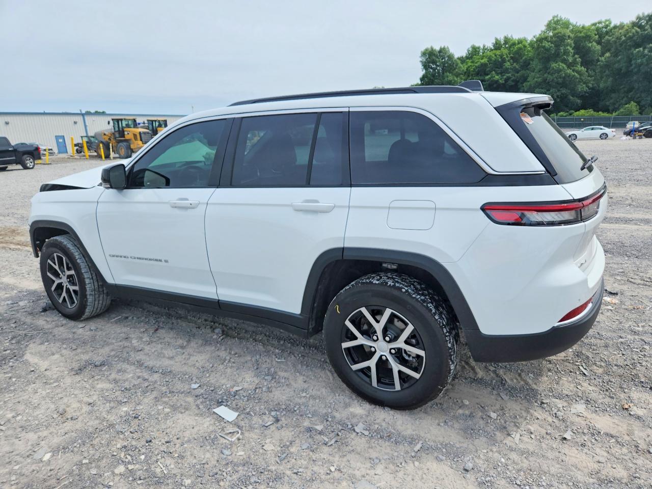 2025 JEEP GRAND CHEROKEE LIMITED — снимка 2