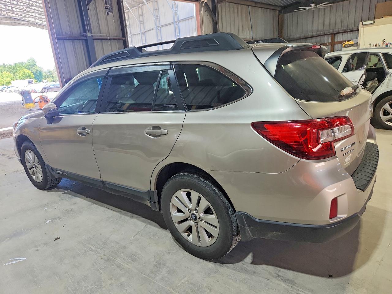 2015 SUBARU OUTBACK 2.5I PREMIUM — снимка 2