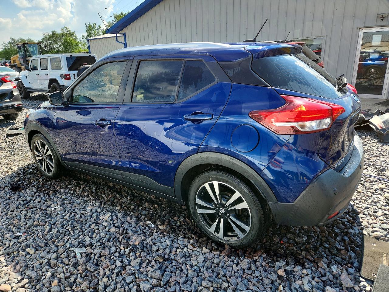 2020 NISSAN KICKS SV — снимка 2