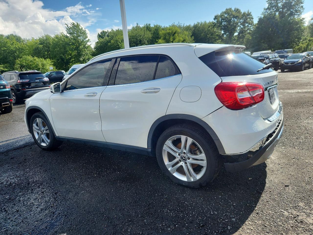 2018 MERCEDES-BENZ GLA 250 4MATIC — снимка 2