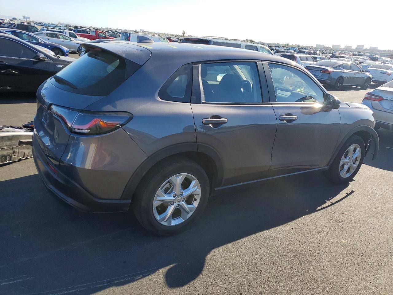 2025 HONDA HR-V LX — снимка 3