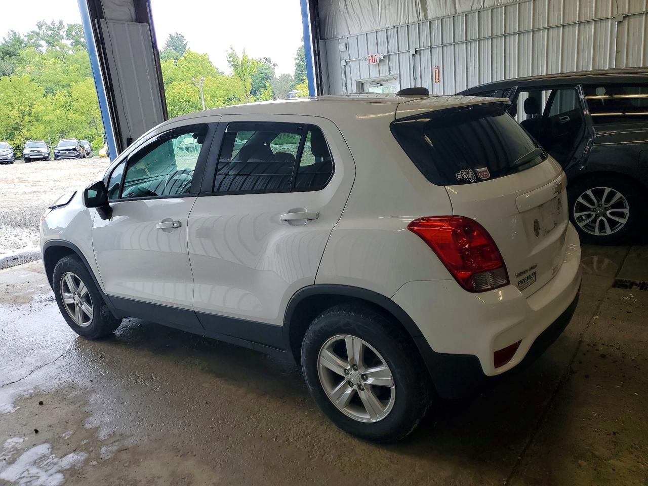 2019 CHEVROLET TRAX LS — снимка 2