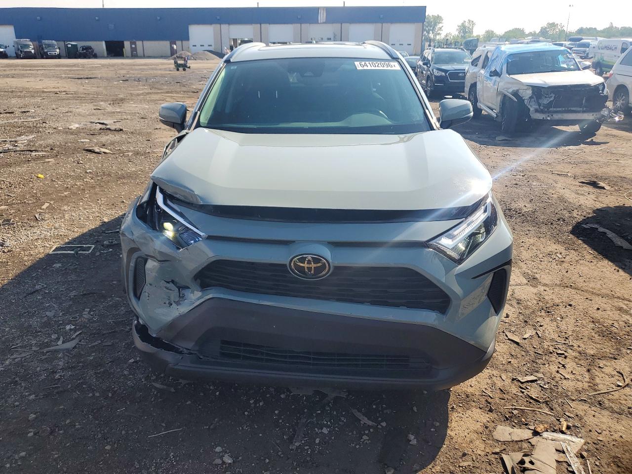 2022 TOYOTA RAV4 XLE — снимка 5