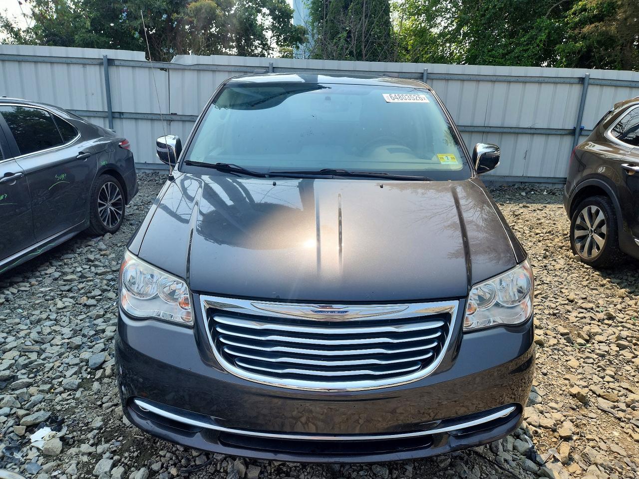 2015 CHRYSLER TOWN & COUNTRY TOURING L — снимка 5