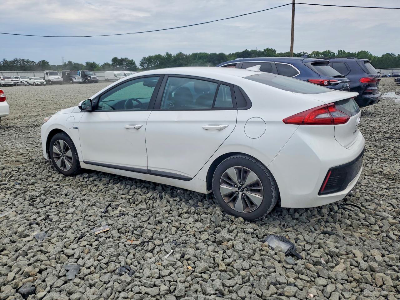 2019 HYUNDAI IONIQ PLUG-IN HYBRID BASE — снимка 2