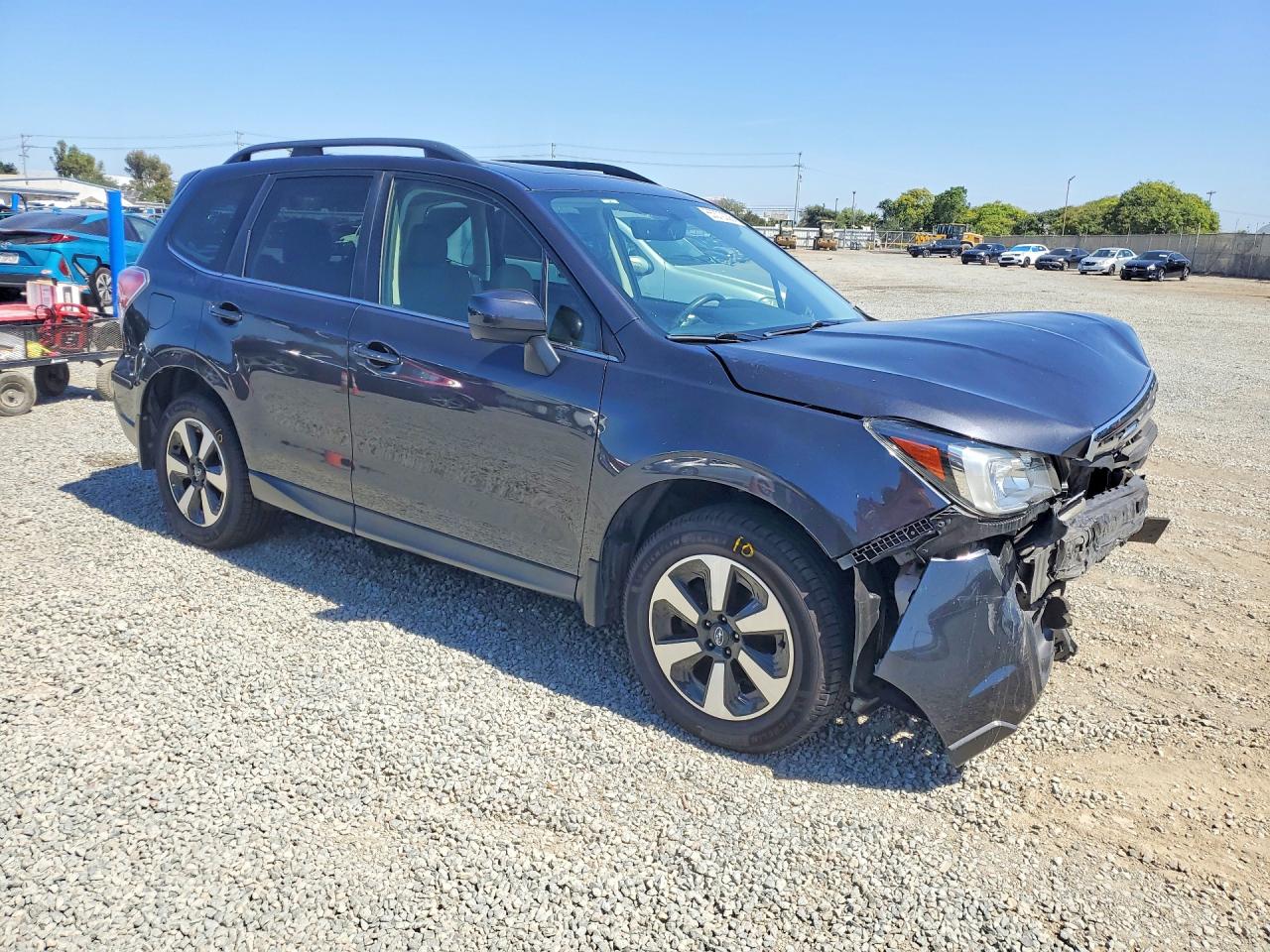 2017 SUBARU FORESTER 2.5I LIMITED — снимка 4
