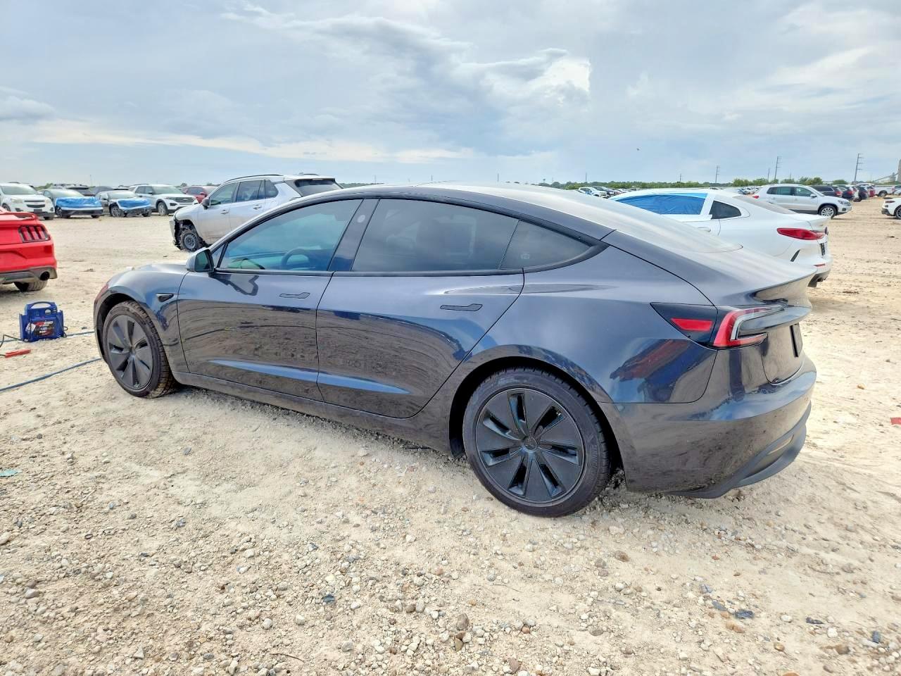 2024 TESLA MODEL 3 — снимка 2
