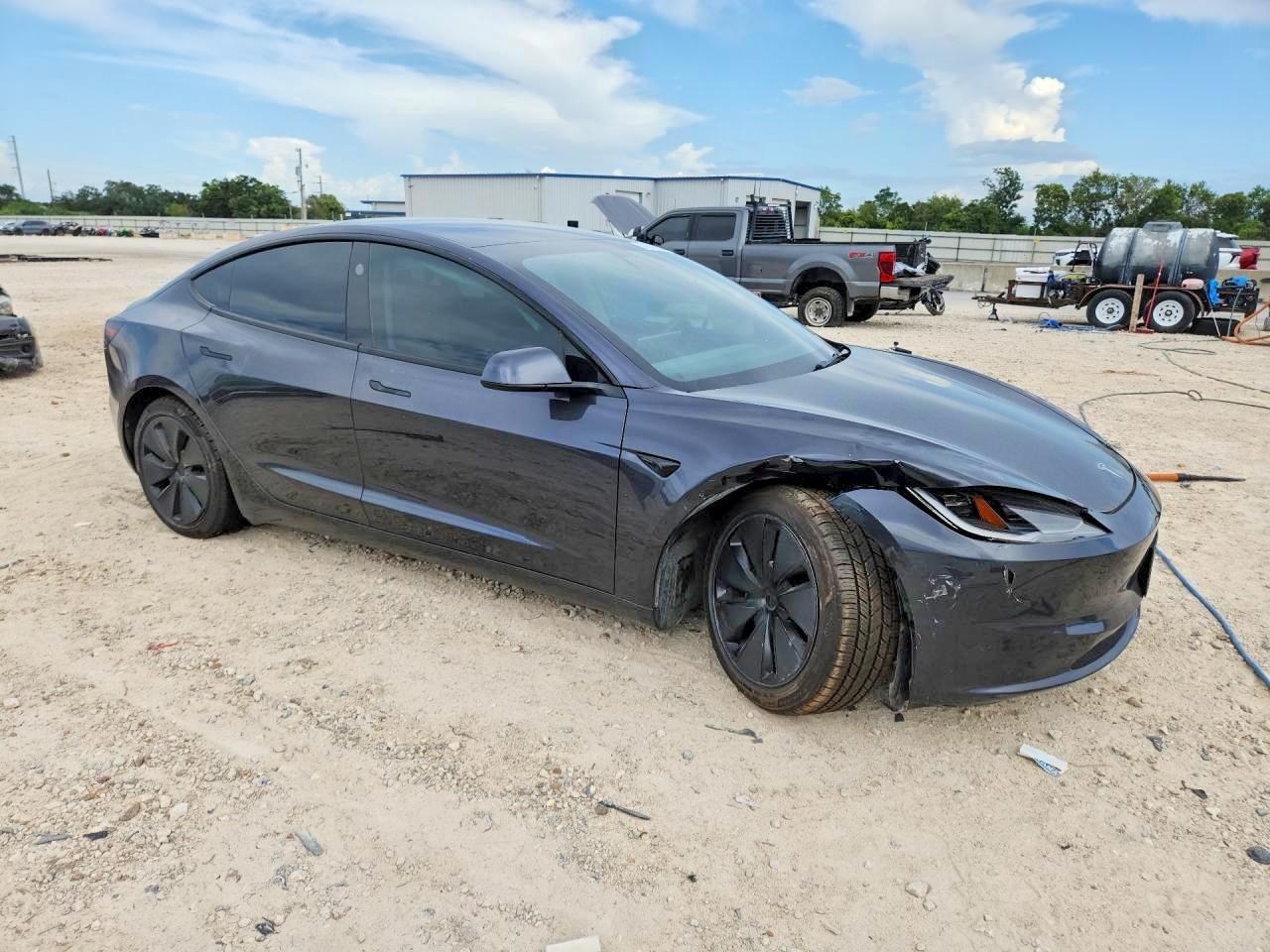 2024 TESLA MODEL 3 — снимка 4