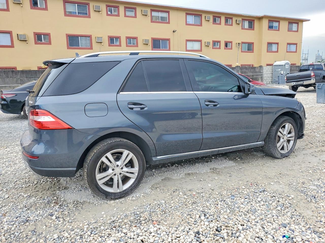 2015 MERCEDES-BENZ ML 350 4MATIC — снимка 3