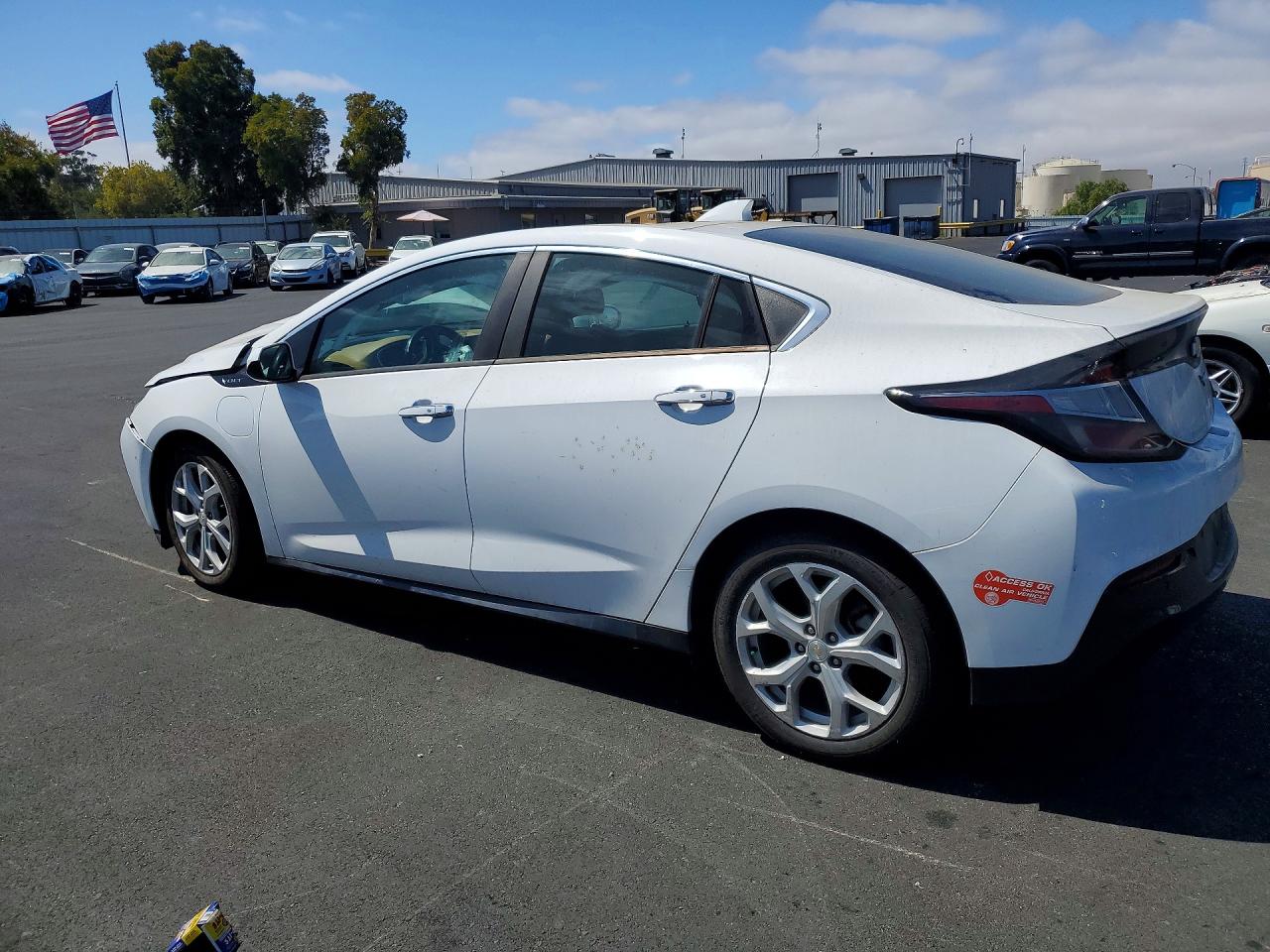2018 CHEVROLET VOLT PREMIER — снимка 2