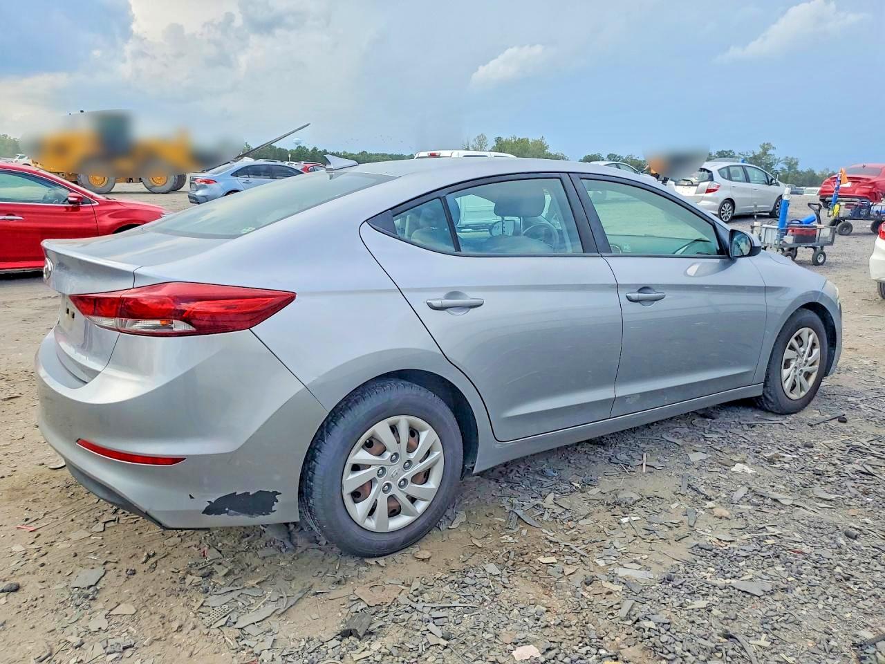 2017 HYUNDAI ELANTRA SE — снимка 3