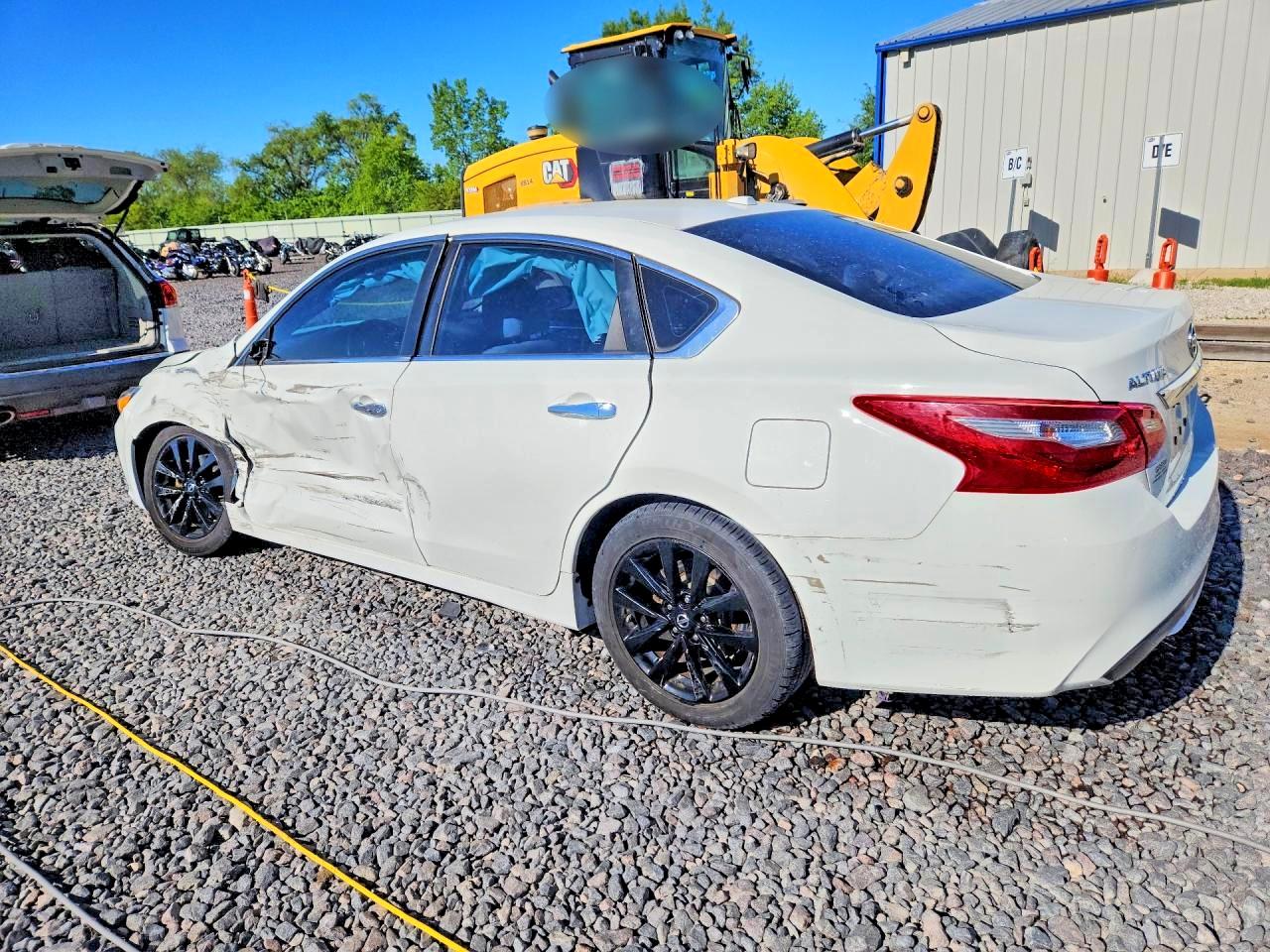 2018 NISSAN ALTIMA 2.5 SV — снимка 2
