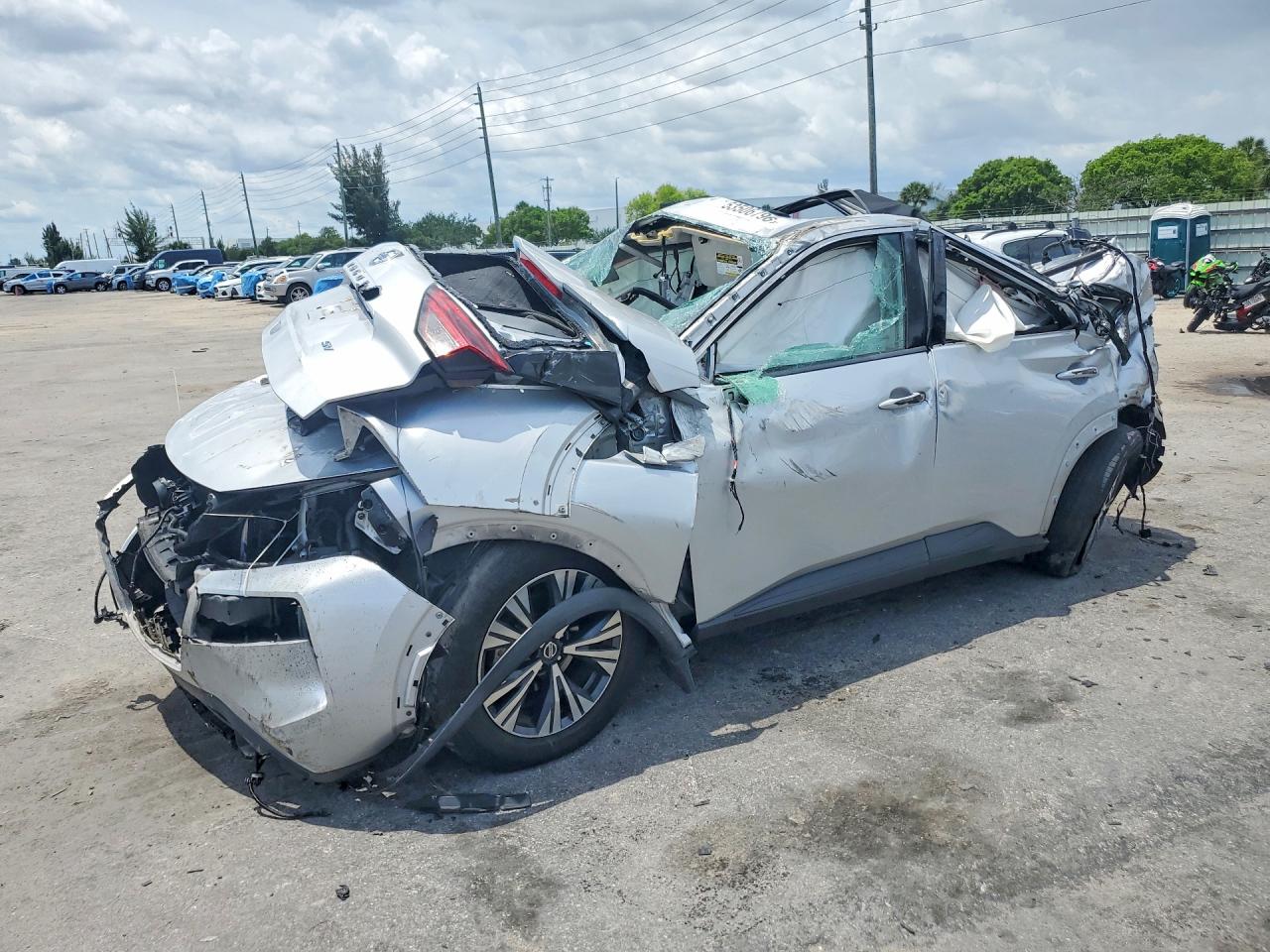 2021 NISSAN ROGUE SV