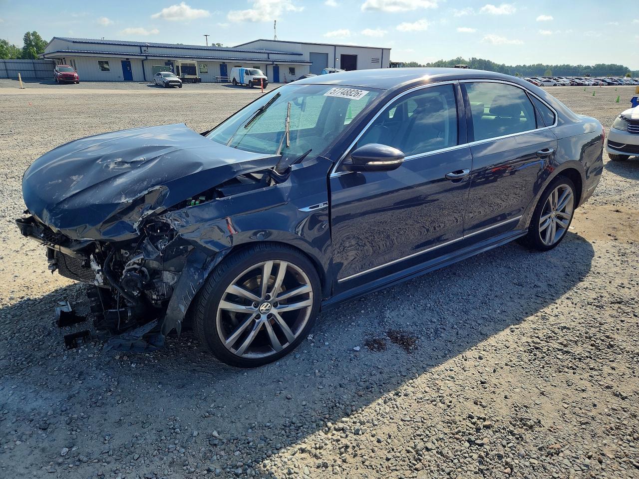 2017 VOLKSWAGEN PASSAT R-LINE