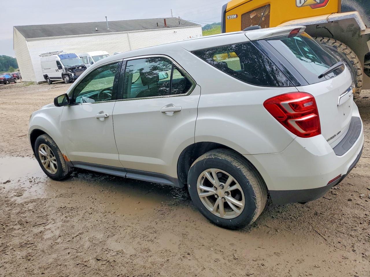 2017 CHEVROLET EQUINOX LS — снимка 2