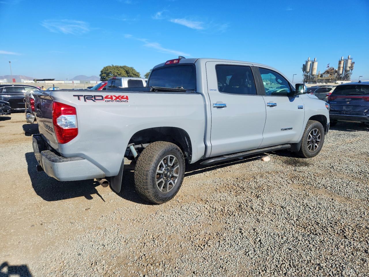 2020 TOYOTA TUNDRA CREWMAX LIMITED — снимка 3