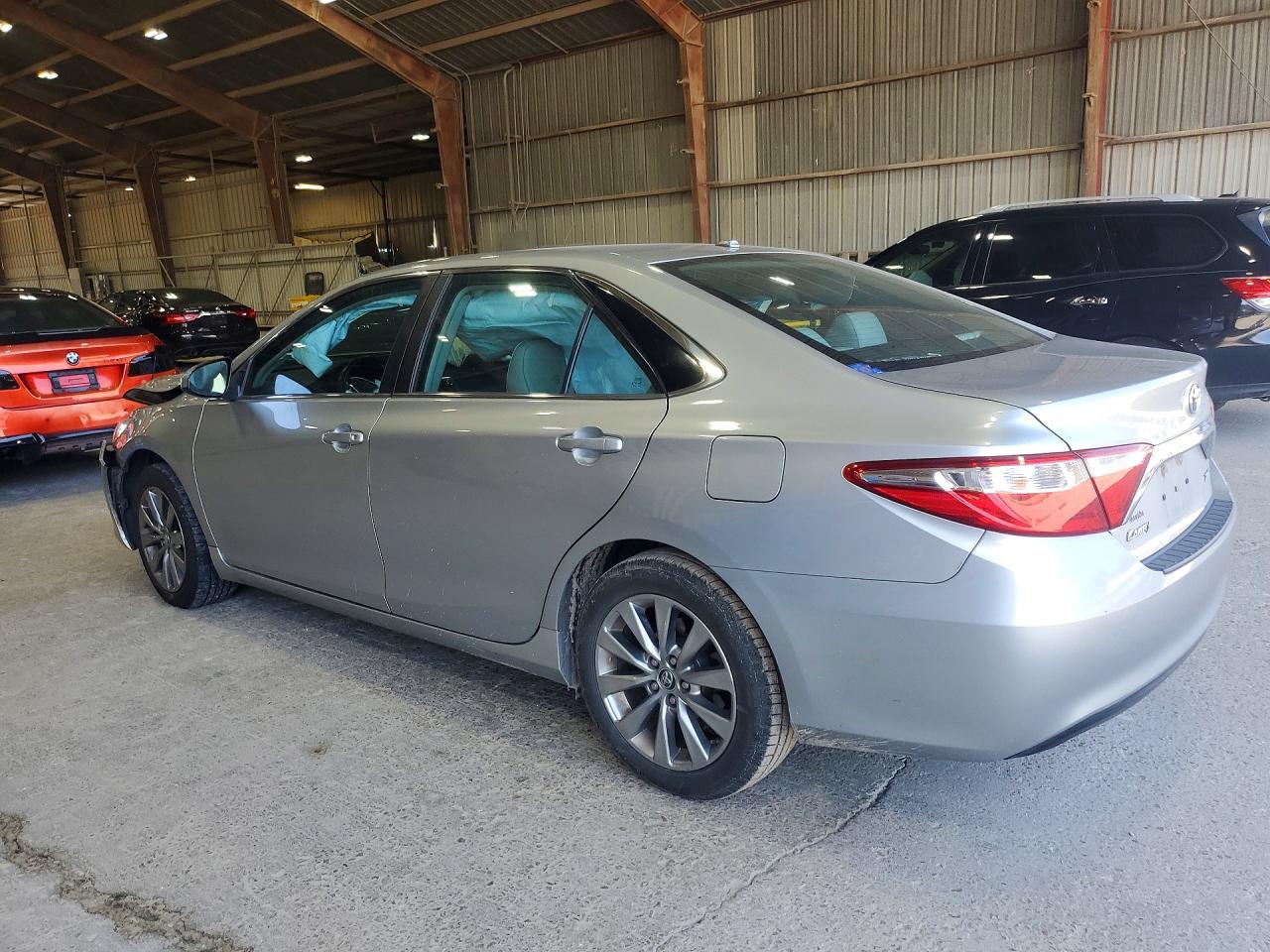 2016 TOYOTA CAMRY XLE — снимка 2