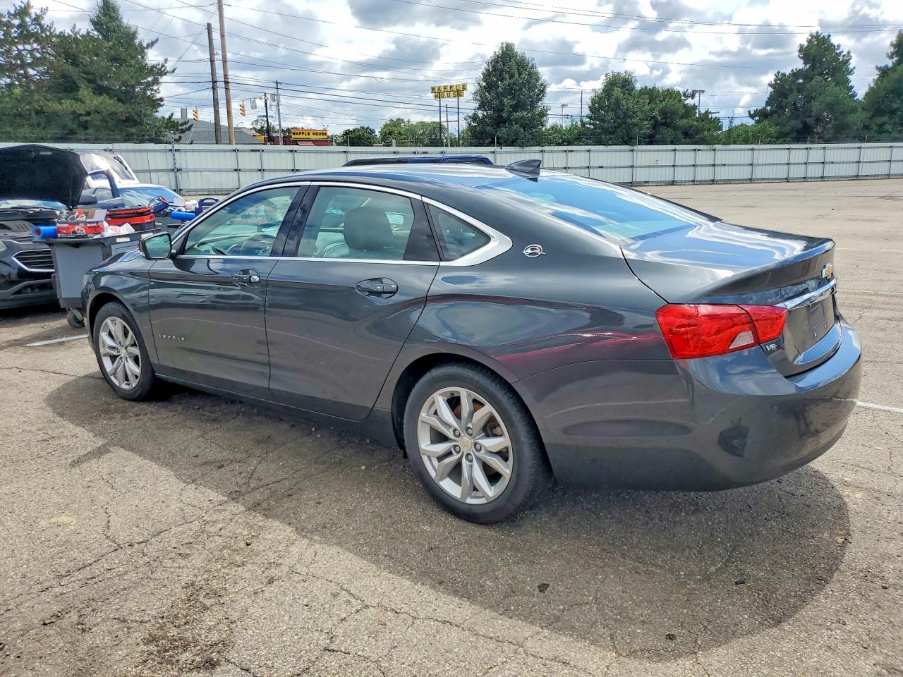 2018 CHEVROLET IMPALA LT — снимка 2